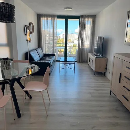 Espectacular Y Amplio Américas